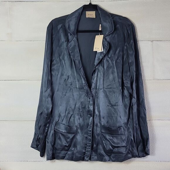 Pajama style blouse. Size L - Picture 1 of 6